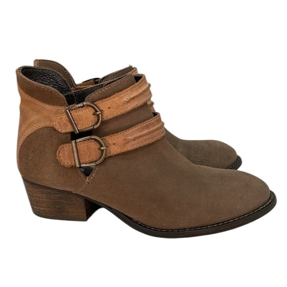 Steve Madden Booties Women's Brown Ankle Boots Brown Leather Buckle Size 6.5 - Picture 3 of 13